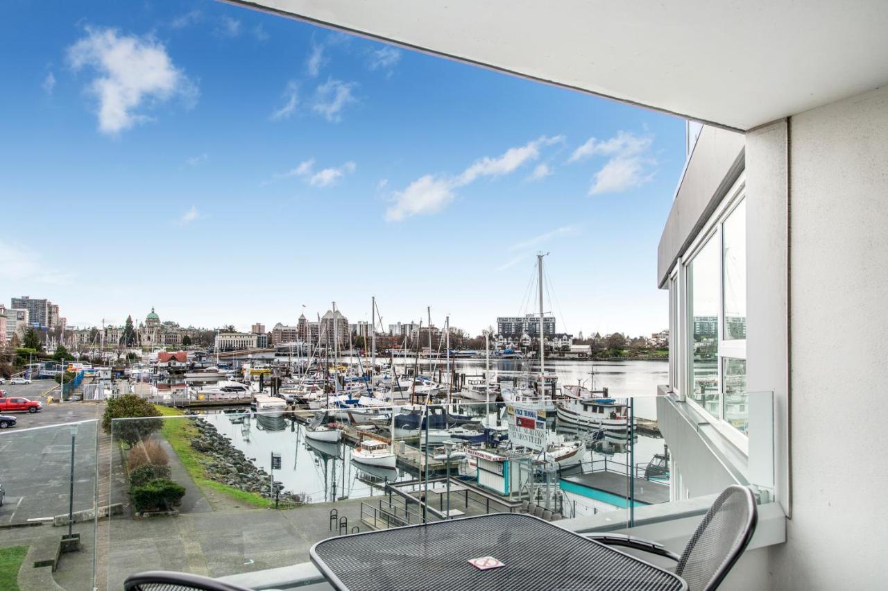 Victoria Regent Waterfront Hotel & Suites Exterior foto