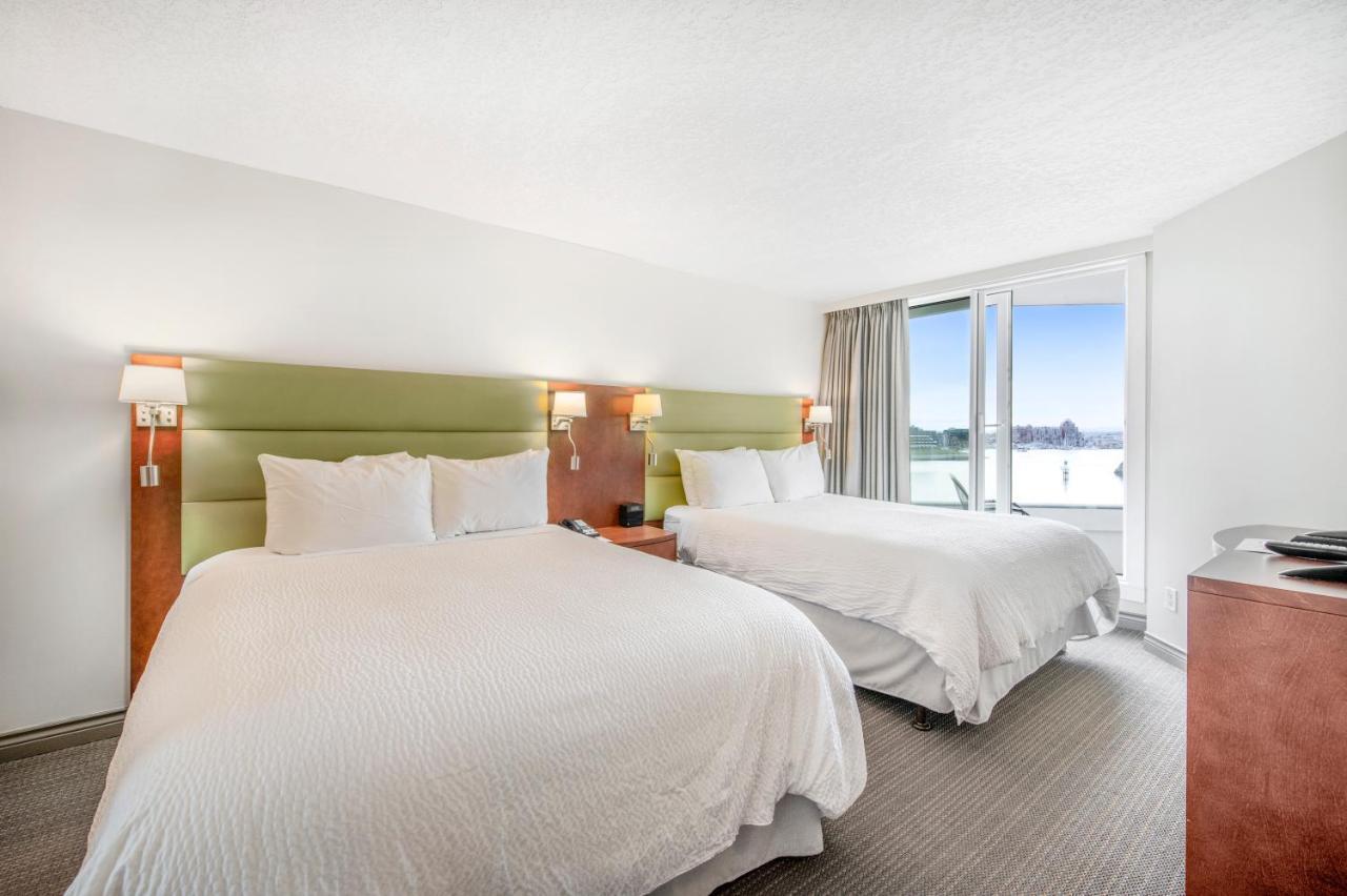 Victoria Regent Waterfront Hotel & Suites Exterior foto